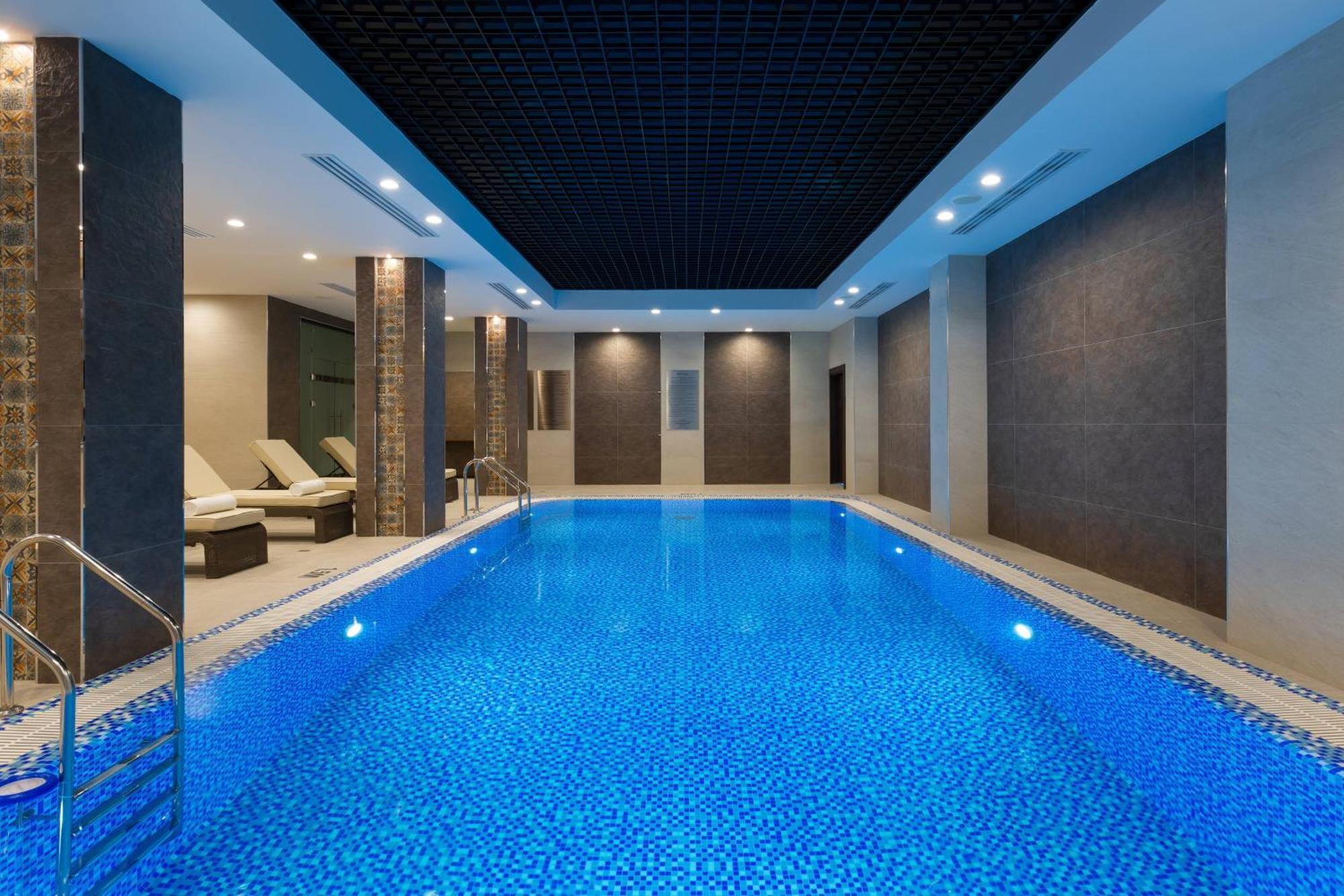 Courtyard By Marriott Tashkent Hotell Eksteriør bilde