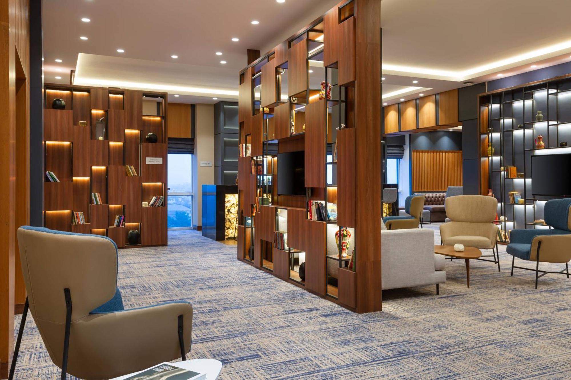 Courtyard By Marriott Tashkent Hotell Eksteriør bilde